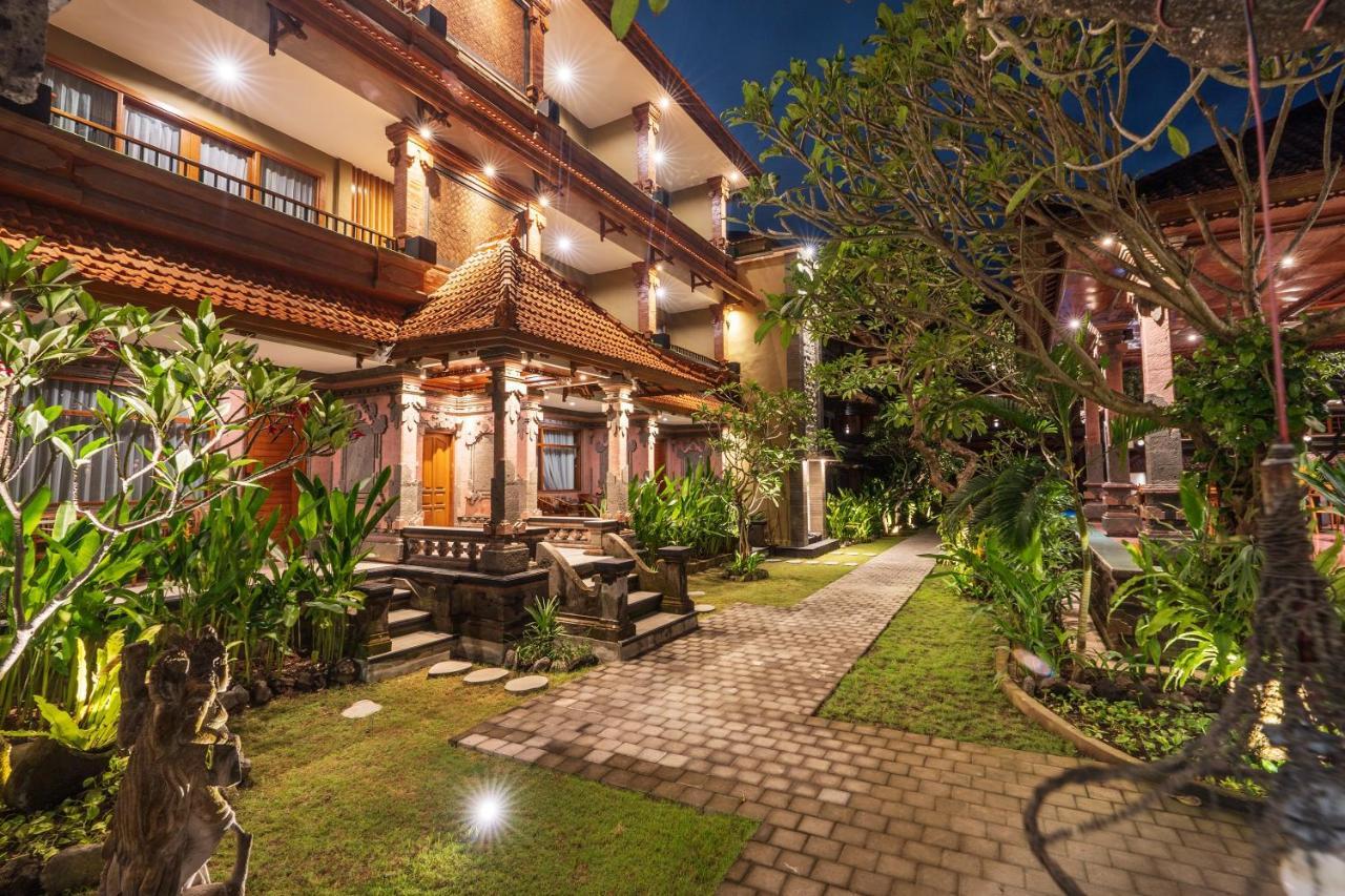 Suka Beach Inn Kuta  Exterior photo