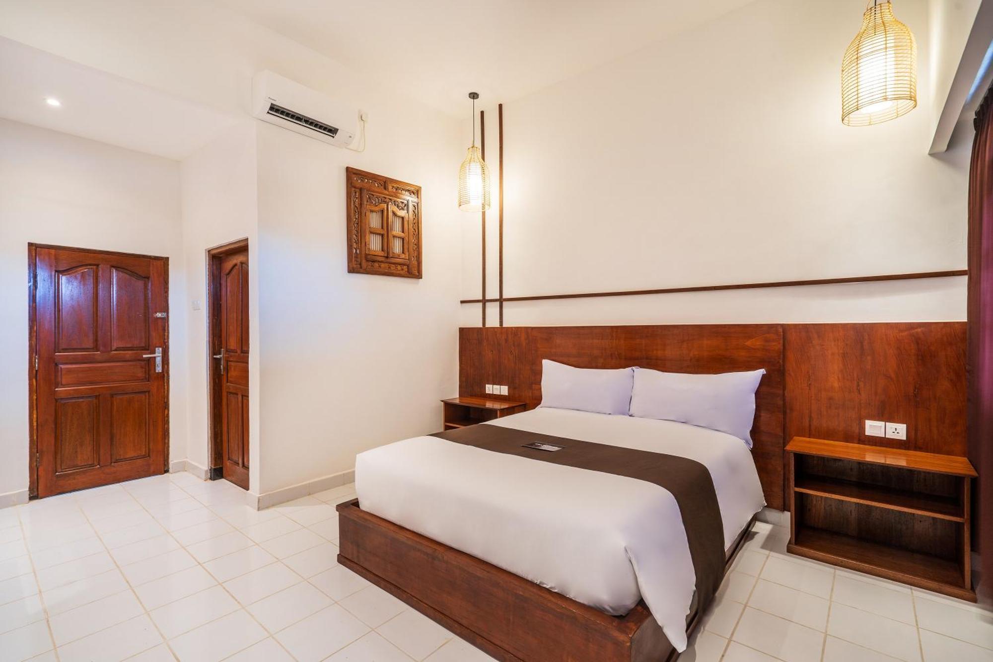 Suka Beach Inn Kuta  Exterior photo